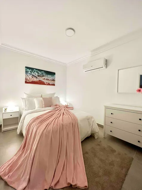 Victoria's House - Image 1