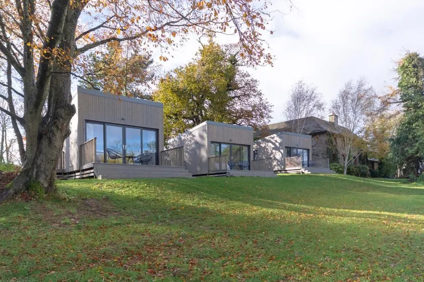 1 The View at Moneylands Farm - Image 1