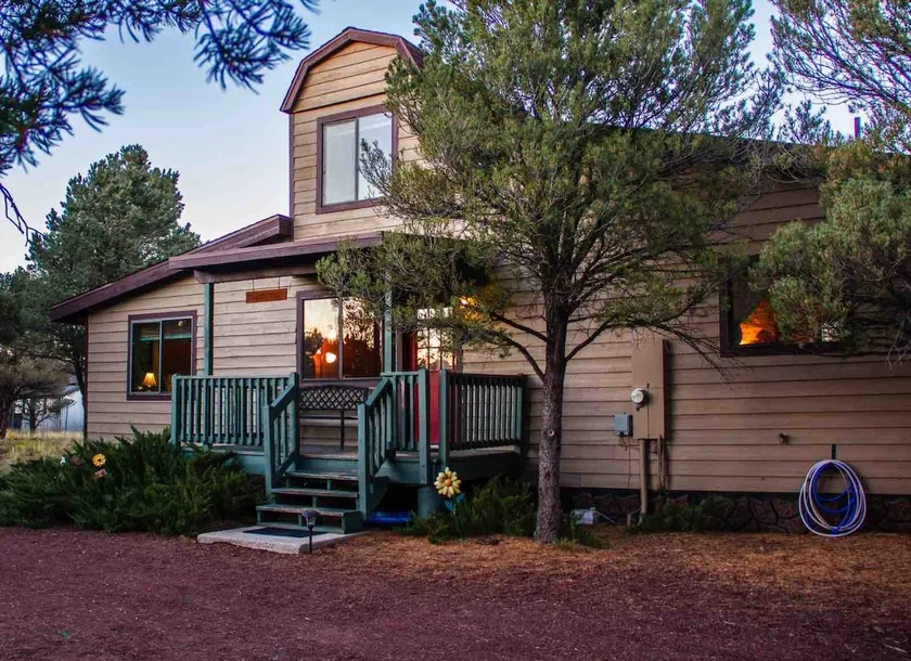 Secluded Cottage | King Bed | 1 Hour Grand Canyon - Image 1