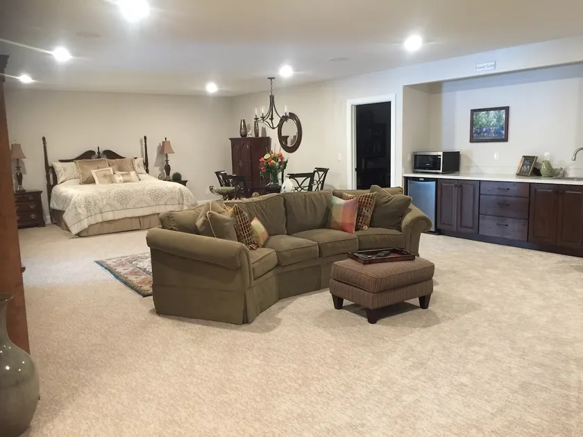 ”Home Suite Home” - Guest Suite in New Home - Image 1