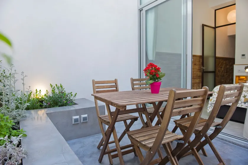 Poble Sec Architects Home Full AC private Terrace - Image 1