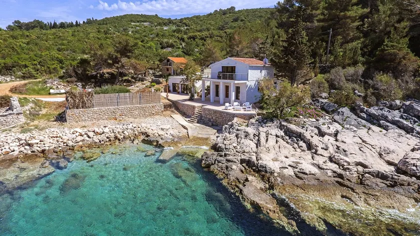 Villa Mendes - Image 1