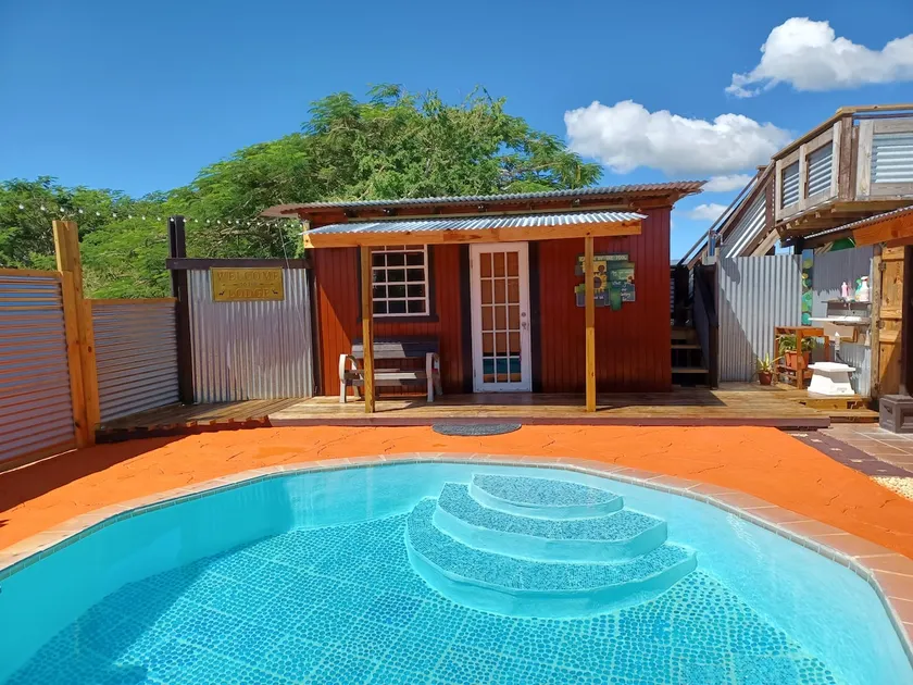 Cabin by the pool (privacy, bbq, a/c) - Image 1