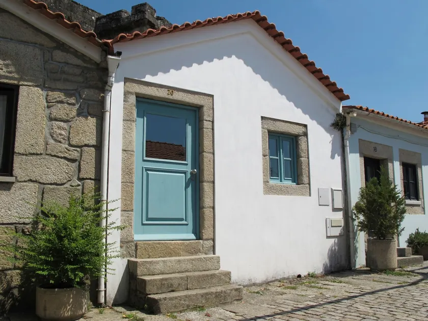 Cerveira Wharf House - Image 1