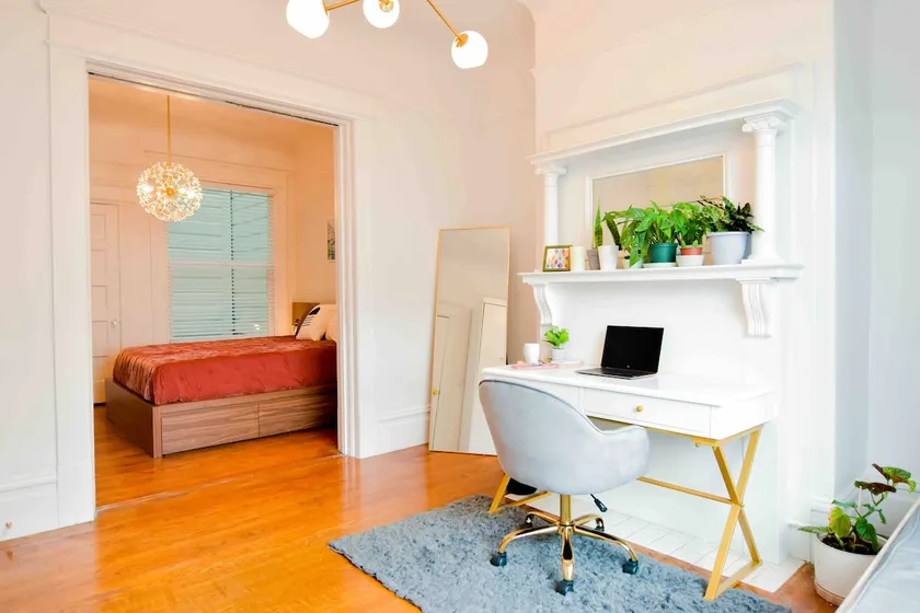 Sunny Full Floor 3 Bedroom Mission Dolores Flat - Image 1