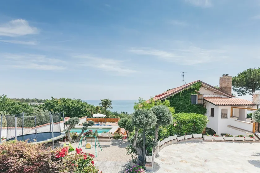 app. 1 Villa Osca med utsikt över havet och trabocchi, semester abruzzo - Image 1