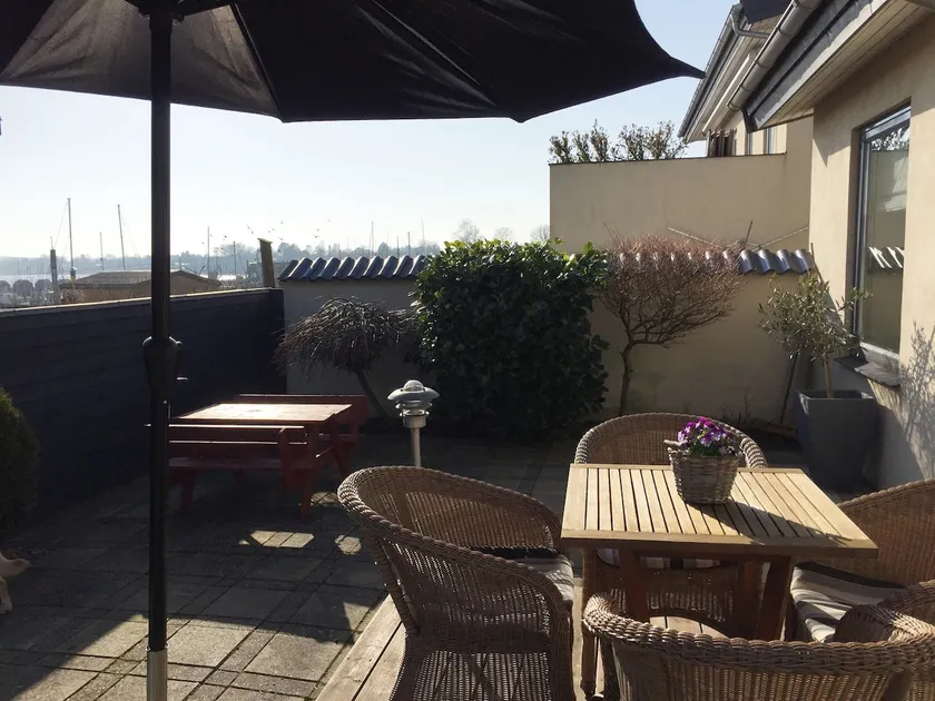 Beautiful house close to the harbor and beach - Image 1