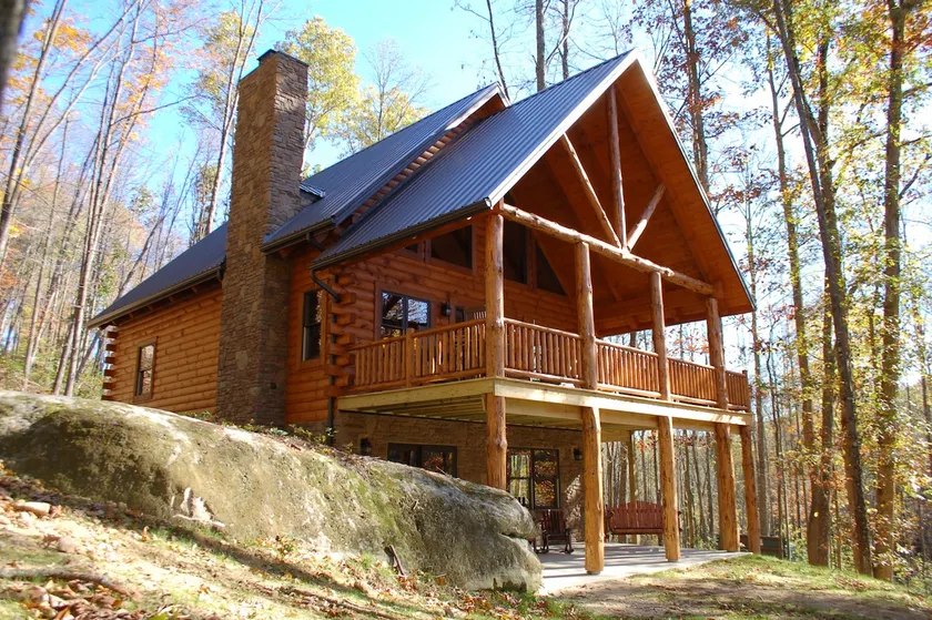 The Woodbury Cabin and Pond - Image 1