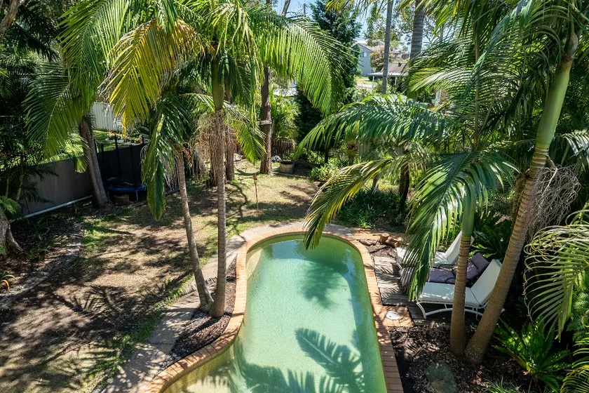 Vivid Lake Beach Pool EV Charger Fireplace 1hr syd - Image 1