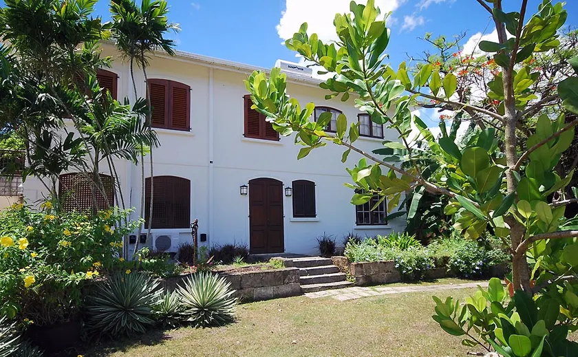 Cee Cee Studio OR Studio +1 Bedroom By The Sea! - Image 1