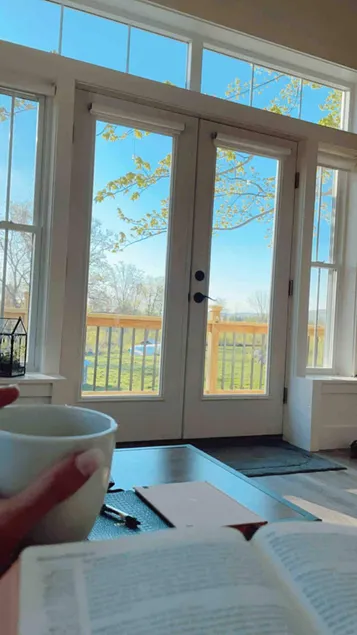 The Vineyard Penthouse - Beautiful Inside & Out - Image 1
