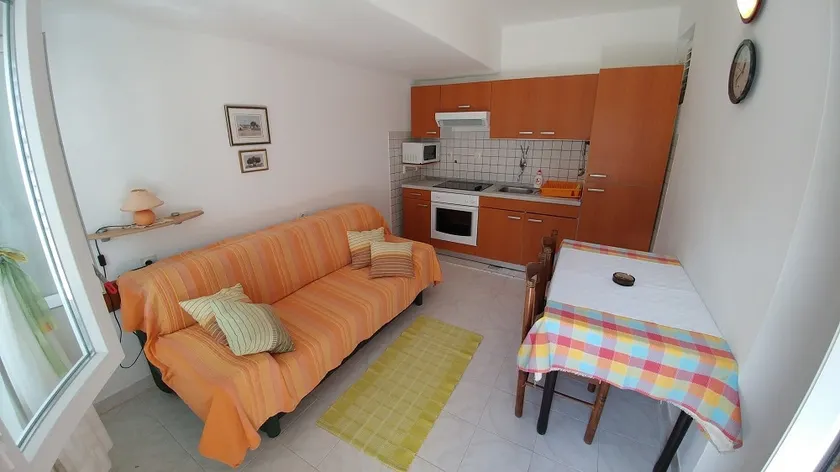 Apartment B2 Dora Banjol Rab - Image 1