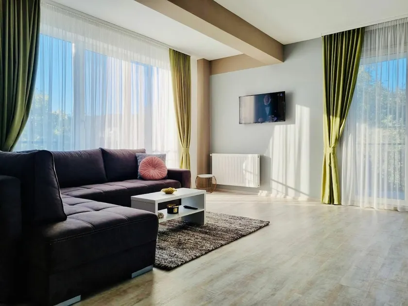 City Delux Apartment - Image 1
