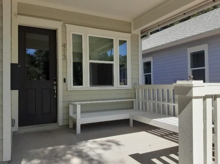Modern & Historic quiet house near Arenas|Yard|No Pet fees|R&R |Street Parking  - Image 1