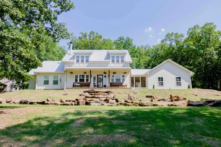 Farm House on Gray House Farm - Image 1