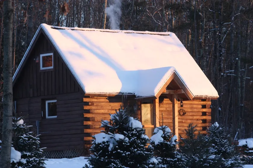Log Cabin Getaway near Middlebury and Green Mtns - Image 1