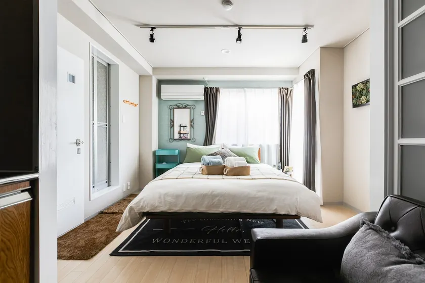 MJ Guesthouse Osaka Guesthouse No. 403 | Comfortable Double Room, Near Osaka Castle - Image 1