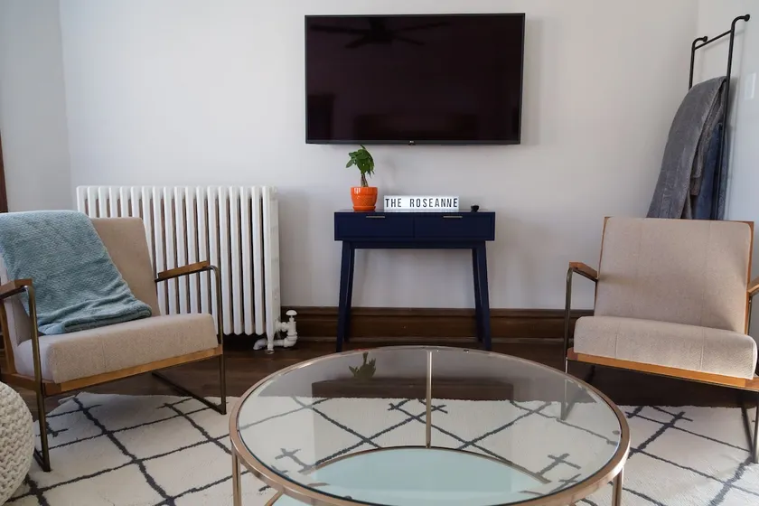 Spacious, Charming 3bd Unit @ Forest Park/Oak Park - Image 1