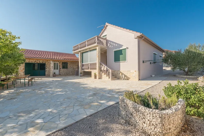 Villa Martina Tinj - Image 1
