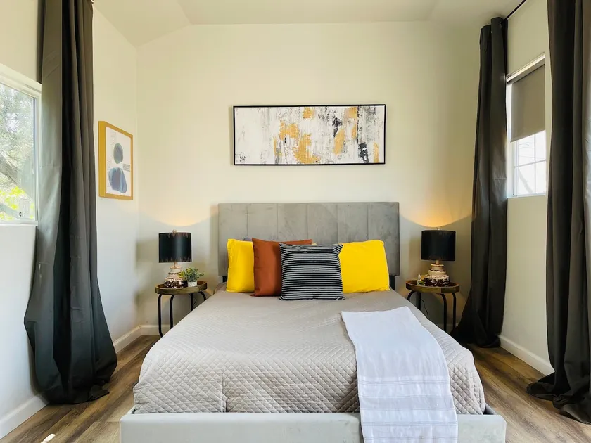 Harmony Glamping Cabin: Yoga/Hike/Swim @13 Acres - Image 1
