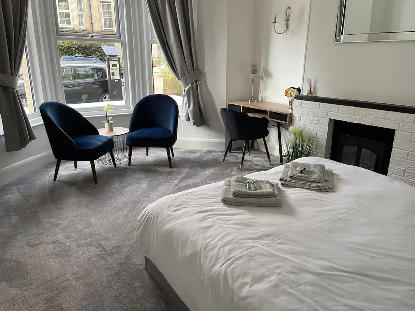 2 Bedroom Apartment with parking PET friendly - Image 1