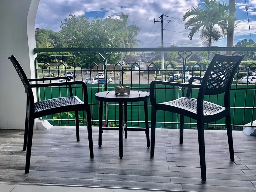 Luxurious Island Vibes Apartment @ Sandcastle C13 - Image 1