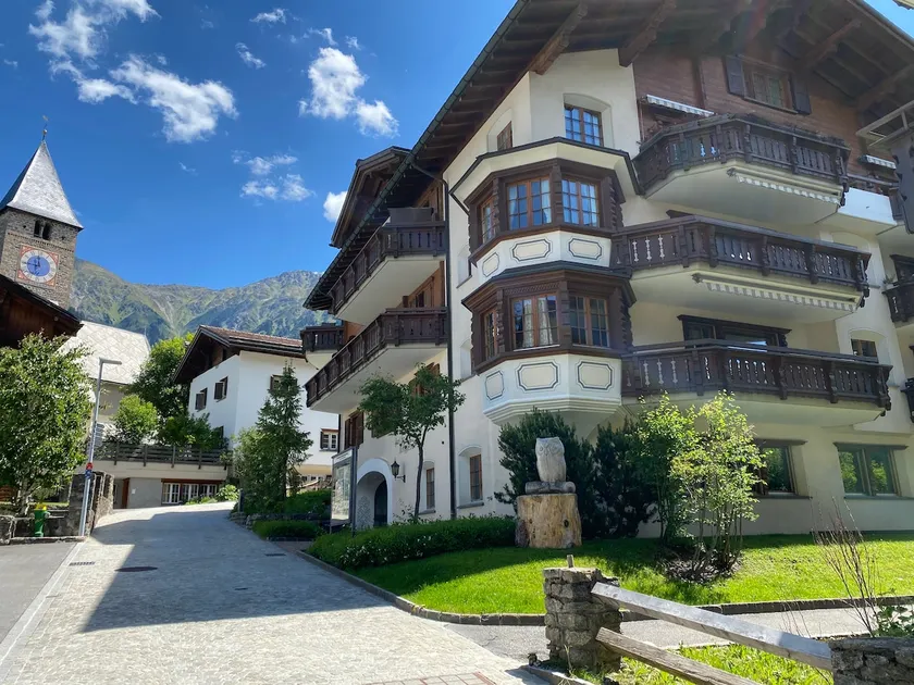 Wonderful hours in the center of Klosters - Image 1