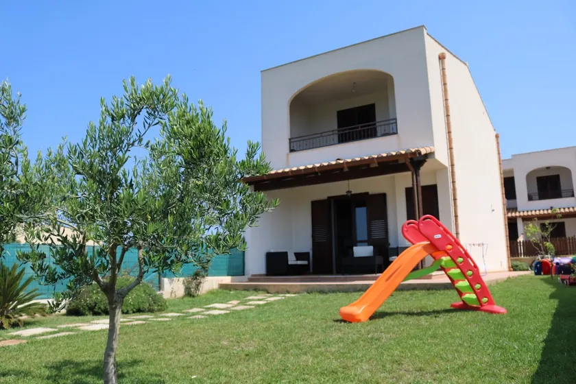 Entire Villa by the sea kite surf - Image 1