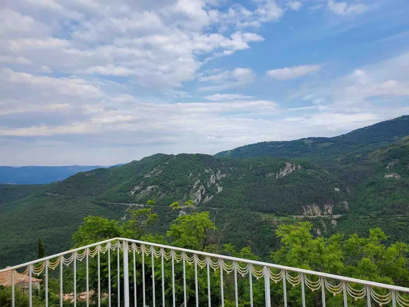Villa located in the hinterland of Nice. - Image 1