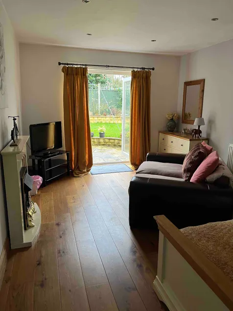 Painswick is Paradise Guest Suite - Image 1