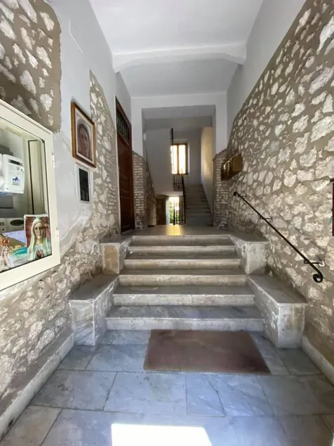 DL Vacation Home - Image 1