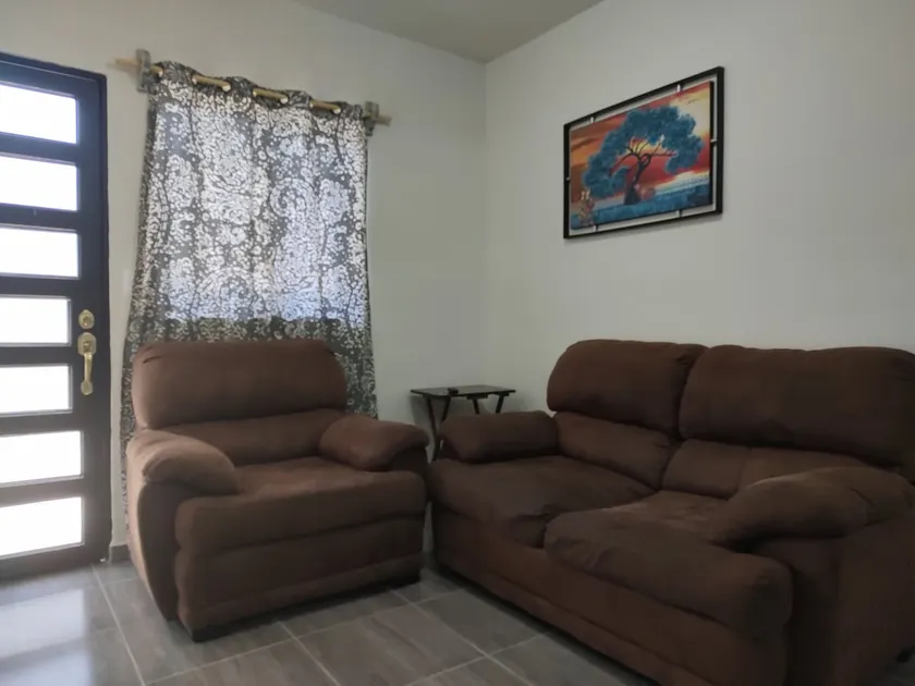 Large air-conditioned apartment, garage and terrace - Image 1