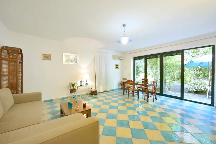 Villa Vincenzo Di Meglio - Image 1