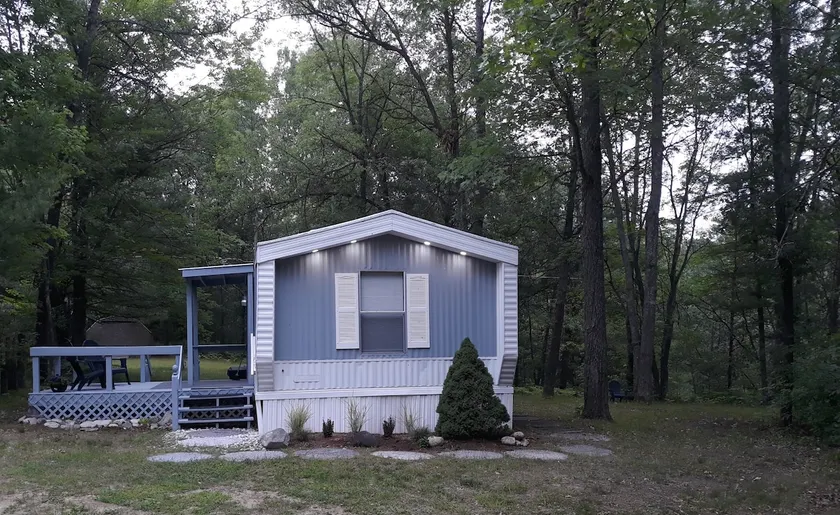 Remodeled cabin with ORV/Snowmobile trail access - Image 1