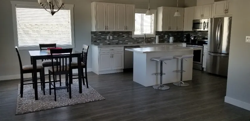 Modern + Spacious Vineyard View 2 bedroom. Unit #1 - Image 1