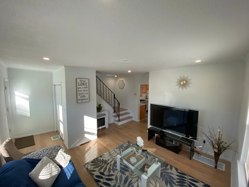 Cheerful and Elegant apartment with Parking - Image 1