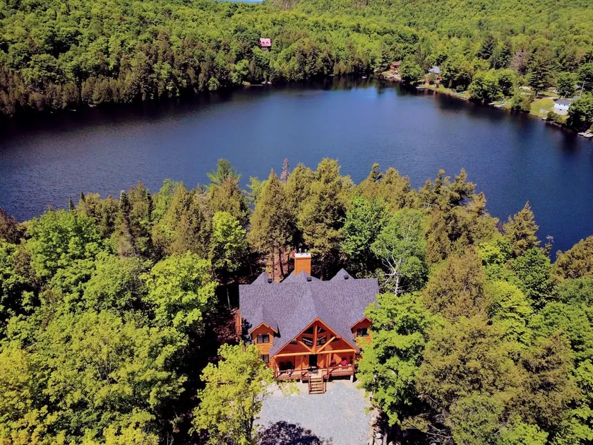 La Grande Ourse - Lake & Spa - Image 1