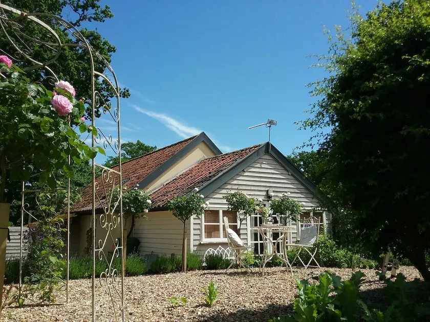 Shingle Lodge - Image 1