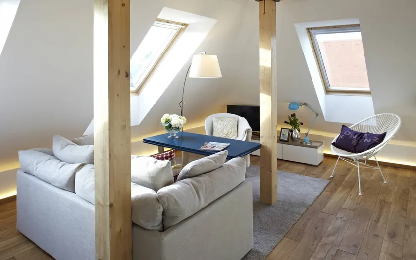 Light-flooded attic apartment (No. 6) - Image 1
