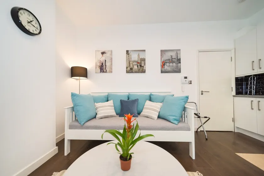 Central London Apartment - Great Location - Image 1