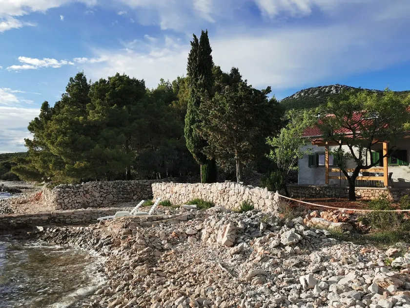 NEW Robinson house Pedišić/4-5 persons/by the sea - Image 1