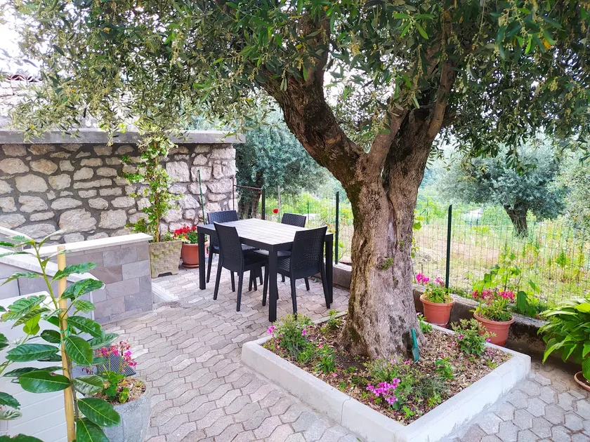 Casa degli Ulivi with private parking - Image 1