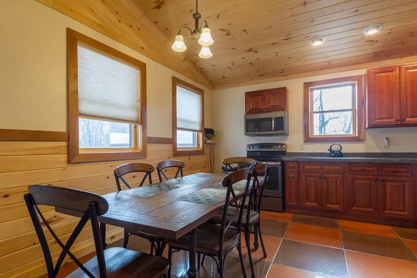 Cayuga Lake Cabins, Cabin A - Image 1