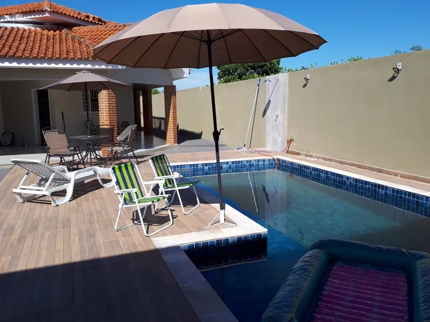 Spectacular ranch with swimming pool. Gated community - Image 1