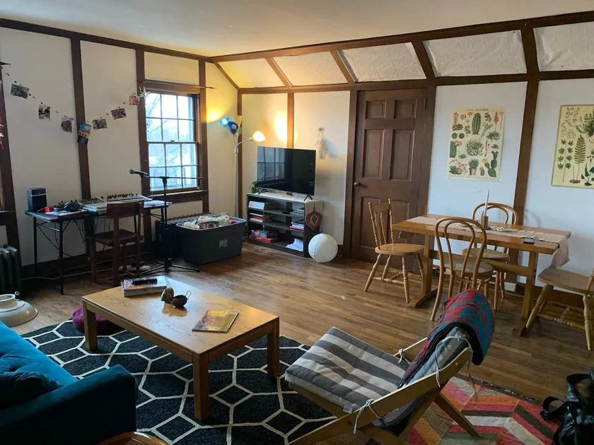 Quiant 1B/1B Attic Studio- Walk to Cornell & Town! - Image 1