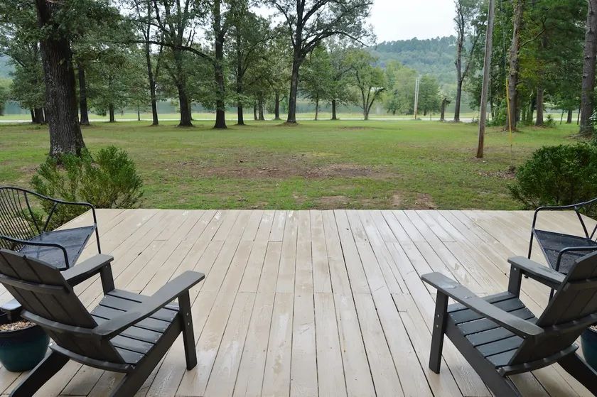 Lake House on Ludwig - Image 1