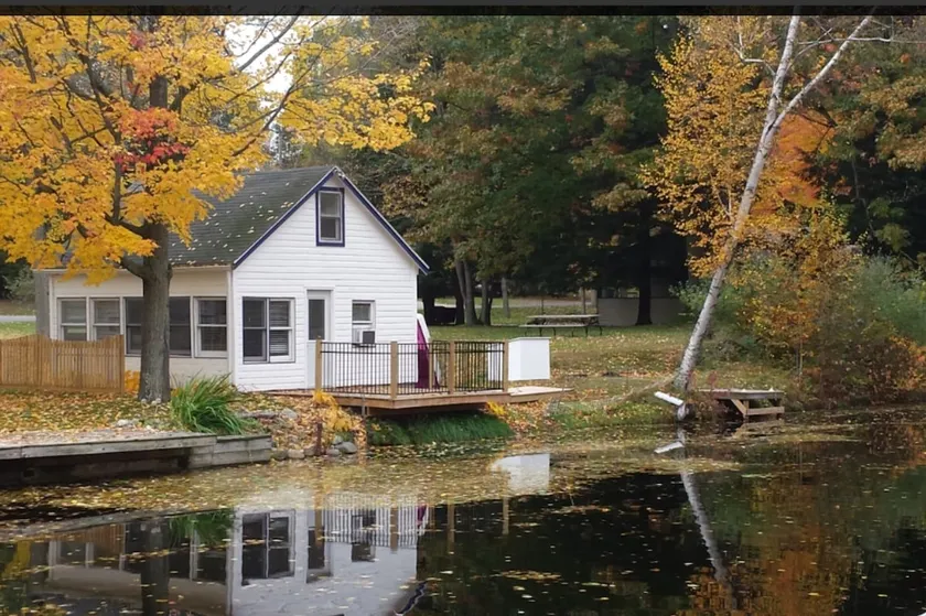 Adorable chalet de vacances Townline Lake: Paradise! Nage en bateau, kayak, poisson, peinture - Image 1