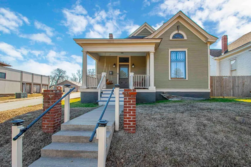 Van Frank Cottage 3bd/2ba Downtown Little Rock - Image 1