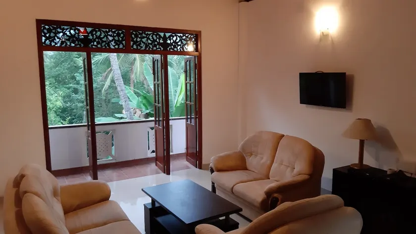 Hansa Beach Villa Unawatuna - Image 1