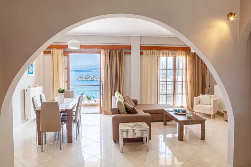 Nina' s Holiday Home ★ With Panoramic Sea View|3BD - Image 1